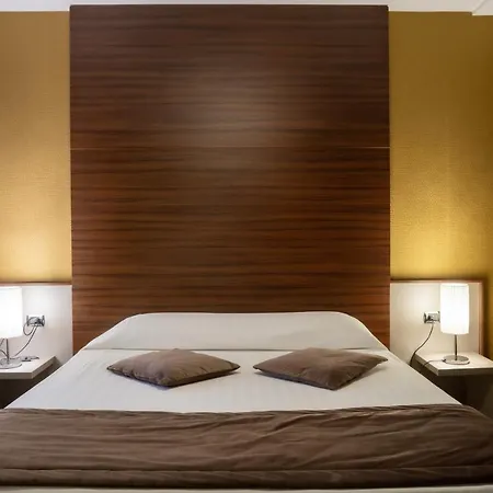 Hotel Premiere 4*