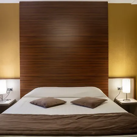 Hotel Premiere Varcaturo