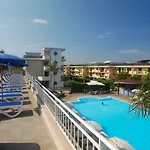 普勒米尔酒店 4* 瓦卡图洛