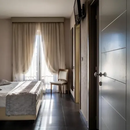 Premiere Hotel Varcaturo