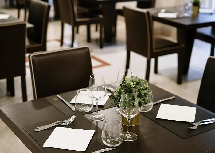 Hotel Premiere Varcaturo