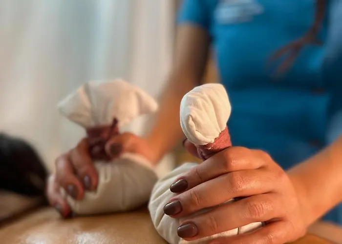 Premiere Hotel Varcaturo