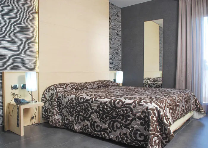 Premiere 4* ヴァルカトゥロ